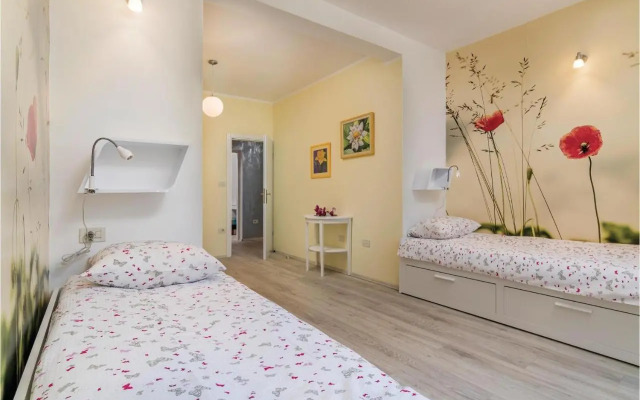 2 Bedroom Lovely Apartment in Rovinj