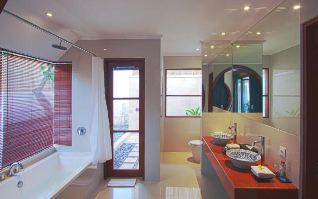 Four on Drupadi Villa