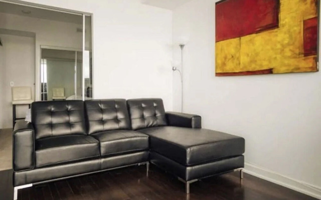 Luxury Condos at York Street