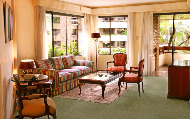 Yotau All Suites Hotel