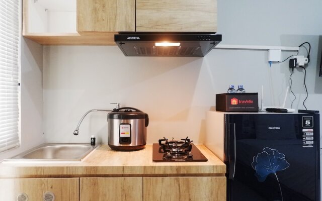 Comfy and Relaxing Studio Apartment at Educity Pakuwon By Travelio