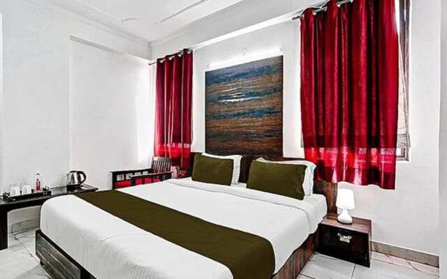 Fabhotel Sky Heights