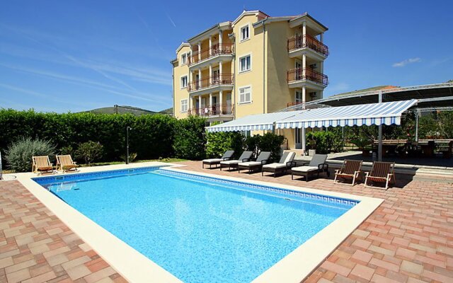 Apartment Mare Ammoudi 36463