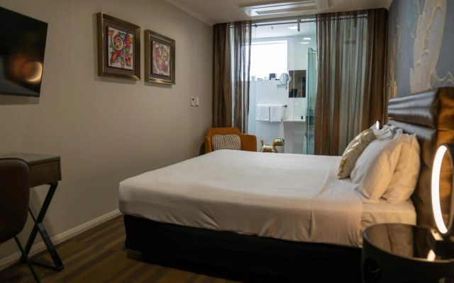 57 Hotel