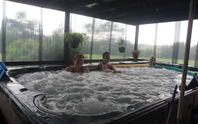 Fullcircle Farm Bed & Breakfast