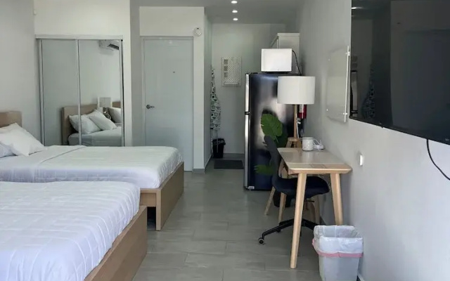 Sea Breeze Tunnel Hideaway 6