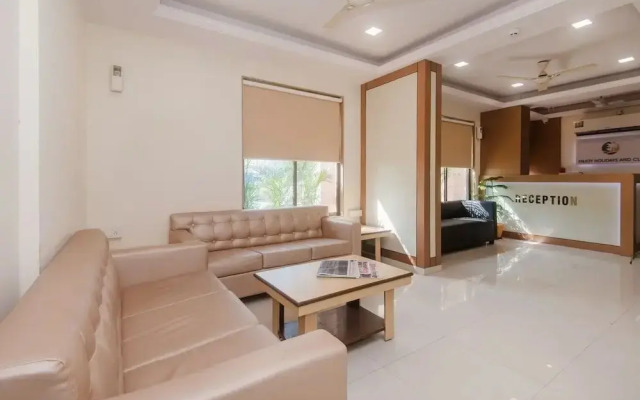 Capital O Orbit Inn Near Infiniti Mall