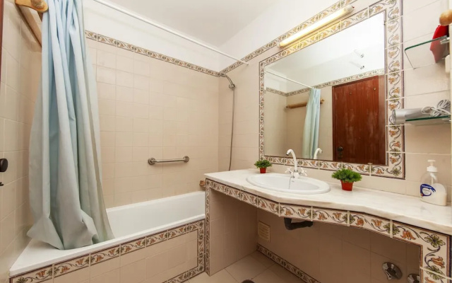 N 01 - Bedroom 1 in Amaro Sight Guesthouse