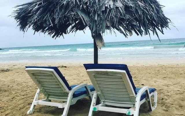Dolphin Bay Hideaway