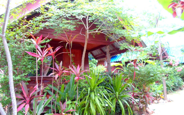 Bangrak Bungalow