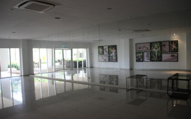 Meridin Medini Muslim Condo