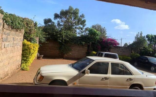 Cosy 2brm with WiFi, 5min from CBD