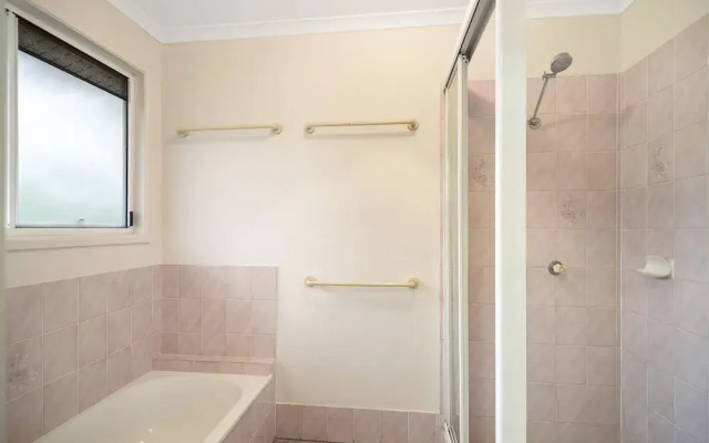 Beach Affair - 10 Callitris Crescent