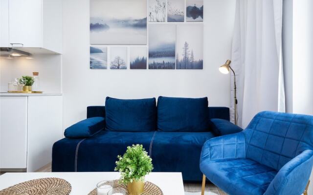 Business Apartment Grzybowska by Renters