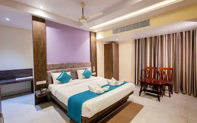 Hotel Serene Palace