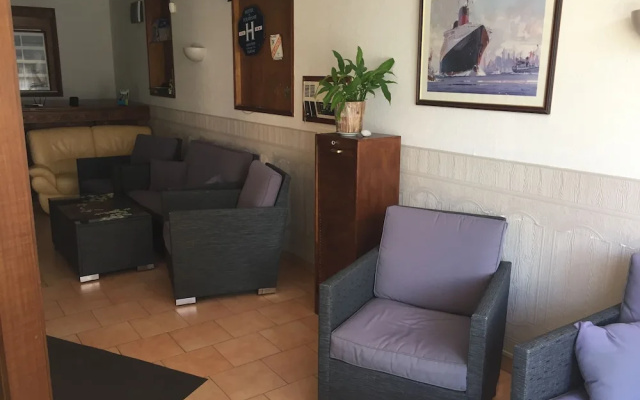 Hotel Le Commerce