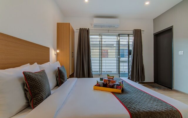 OYO Townhouse 047 Kanakpura Road