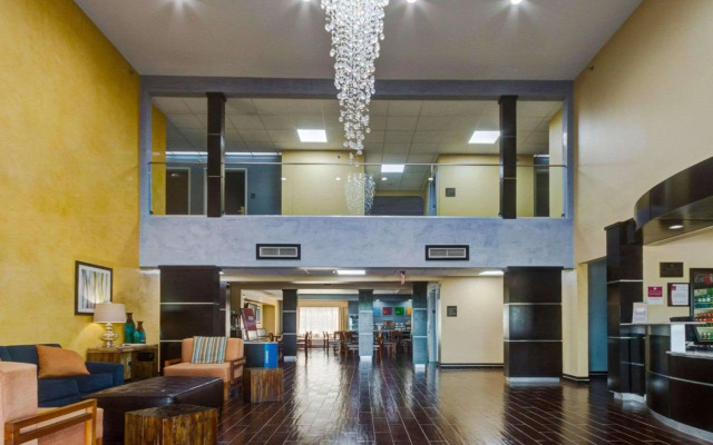Comfort Suites Lake Ray Hubbard