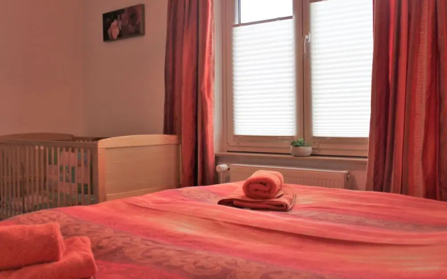 Cozy Holiday Home in Dorf Gutow near Sea