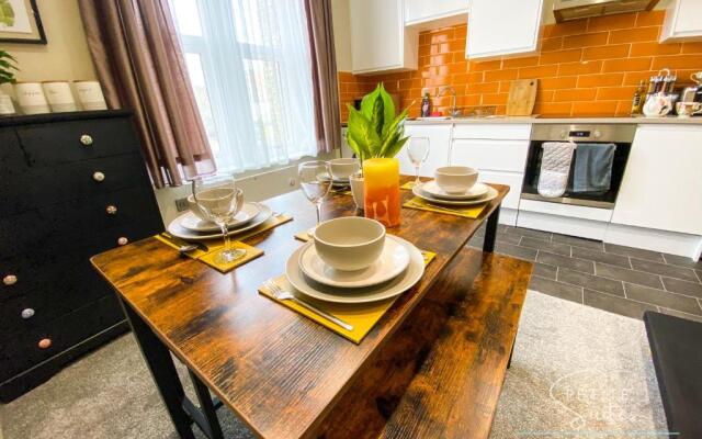 The Wild Fauna Suite - Petite Suites