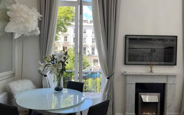 Notting Hill Luxury 2-4br / 2 Roof Terraces