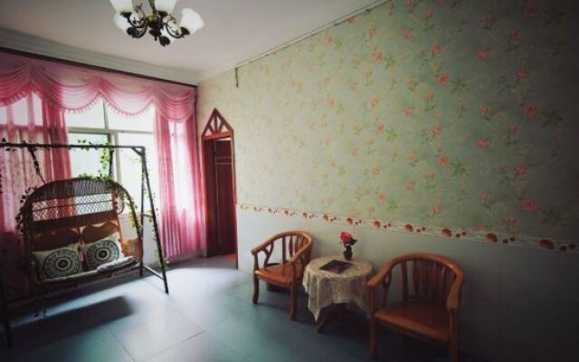 Yiju Mansion Zuanshanbao Branch