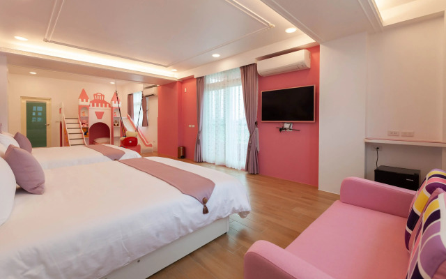 Honeysuckle Family Castle