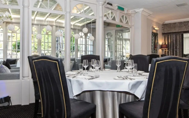 Lord Bute Hotel & Restaurant