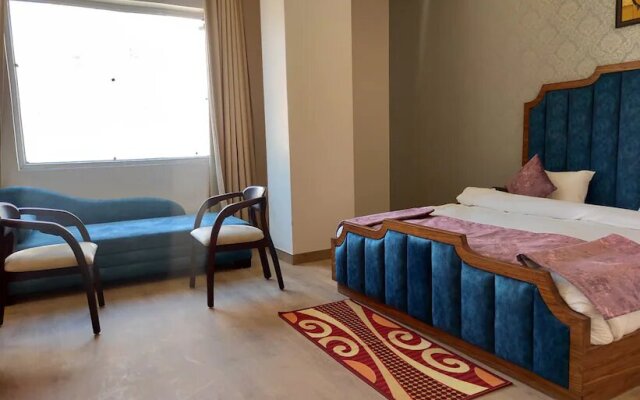 Four Leaf Hotel, Kasganj