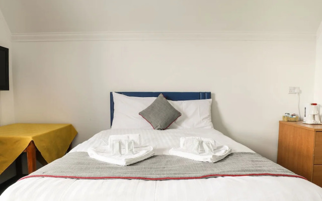 OYO Hala Guest House