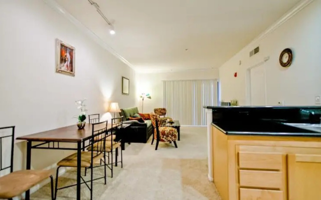 Downtown Apartelle