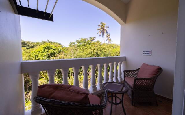 Golden Dream Villas Studio 306  A B