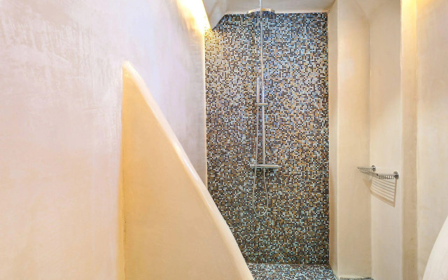 Santorini Secret Premium