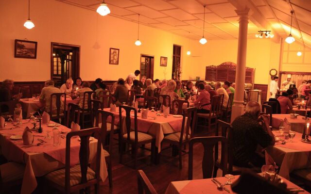 Bandarawela Hotel