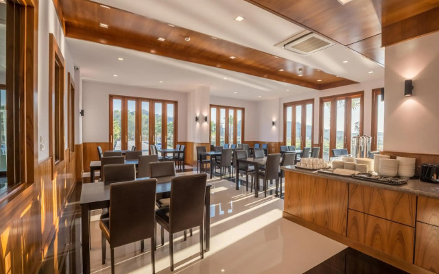 Sann View Hotel