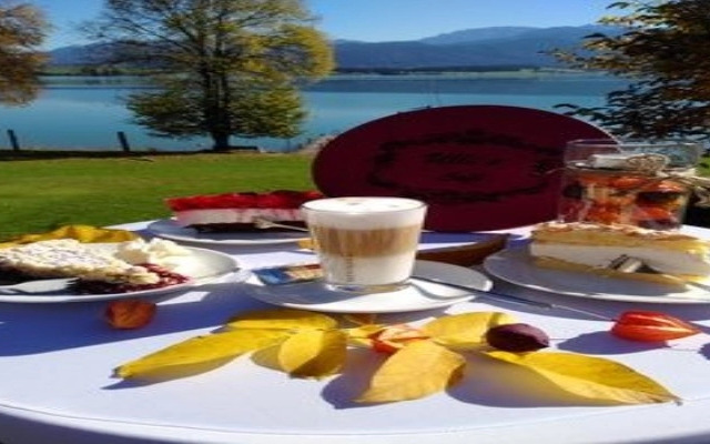 Seehotel und Appartements Schnöller