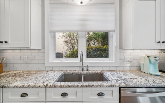 Destiny East - Villa Ciao Bella