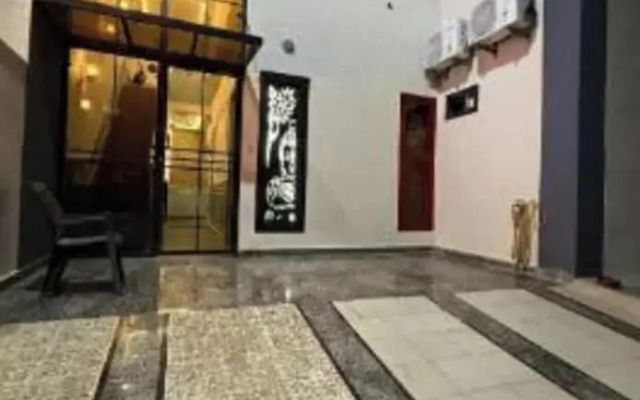 Fabhotel Filter Babu