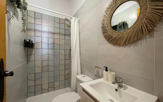 Two Houses With Shared Pool Chillout and see Views