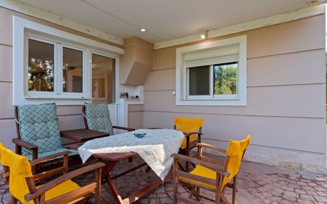 Decent Holiday Home in Chalcis With Garden