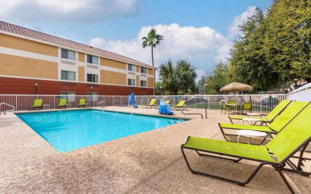 Extended Stay America Suites Phoenix Scottsdale