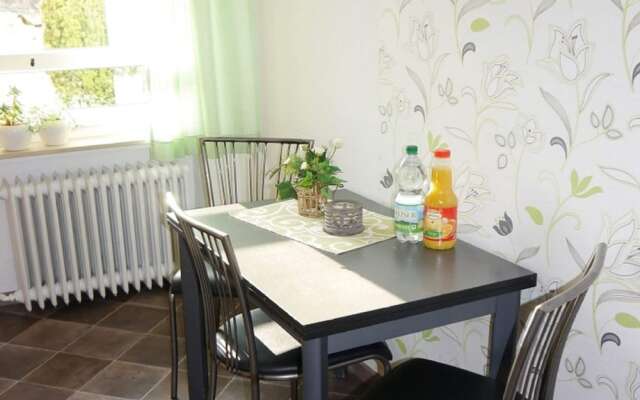 Cozy Apartment in Niederehe Eifel near Forest