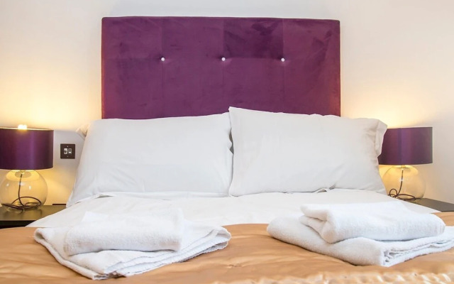 Luxurious 1 Bed Cardiff City Centre Apartment