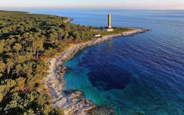 Buga - Close to the Beach & Comfortable - A1