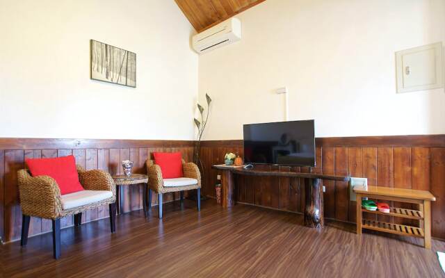 Hou Niao Fei Xing B&B