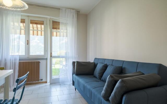 Interno 2 in Iseo With 1 Bedrooms and 1 Bathrooms