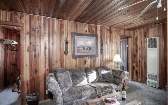 Pine Cabin by Vtrips