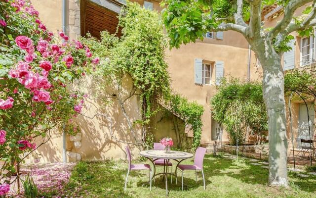 The Awning Housecosy Holiday Home in Rustrel With Swimming Pool