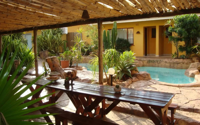 Flintstones Guest House Durban