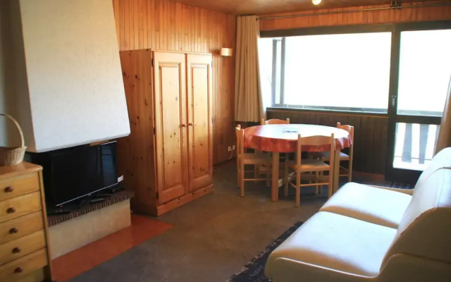 Rhododendrons Rd501 Center & Telecabine 4 Pers